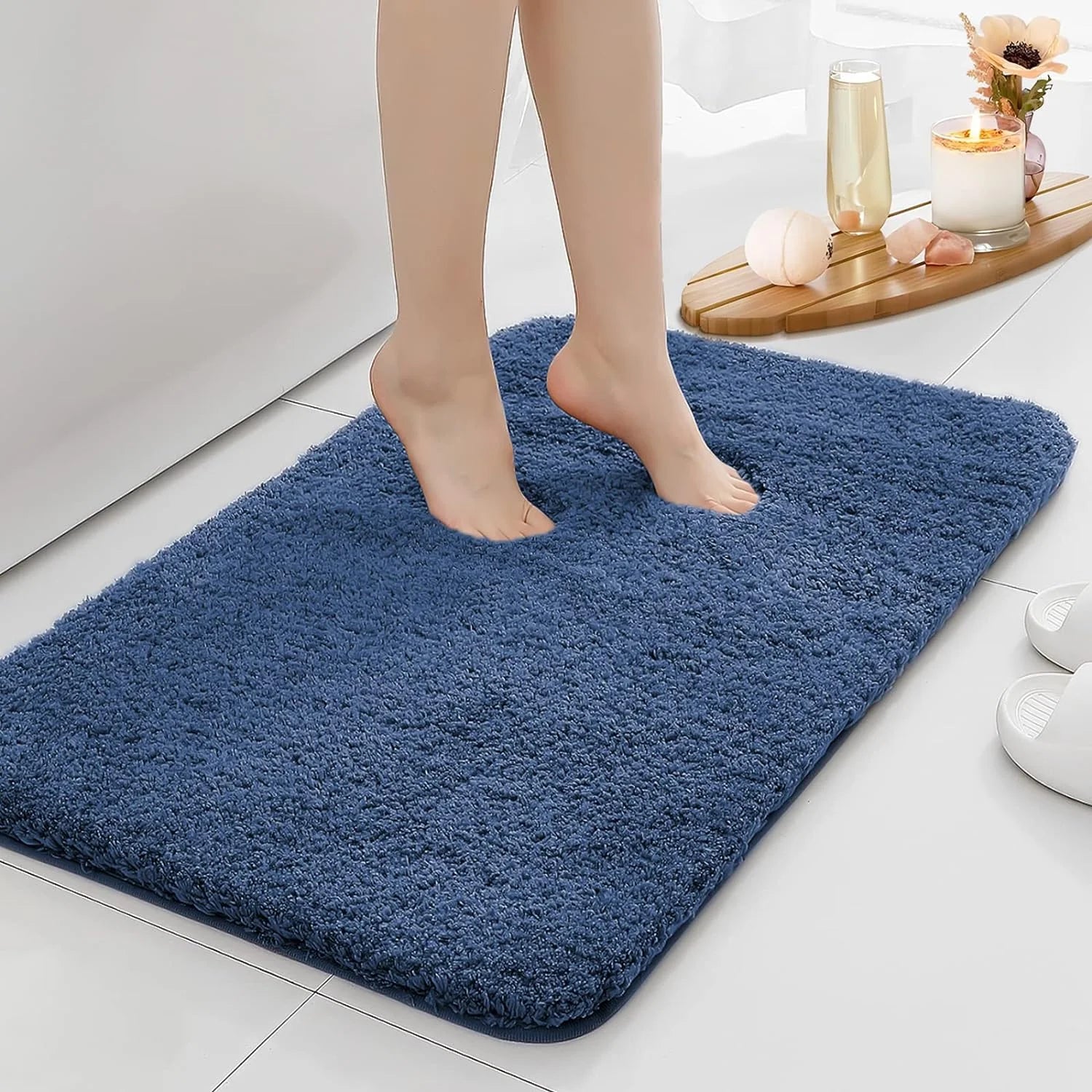 Long-Pile Bathroom Mat – Soft, Absorbent, Anti-Slip Carpet